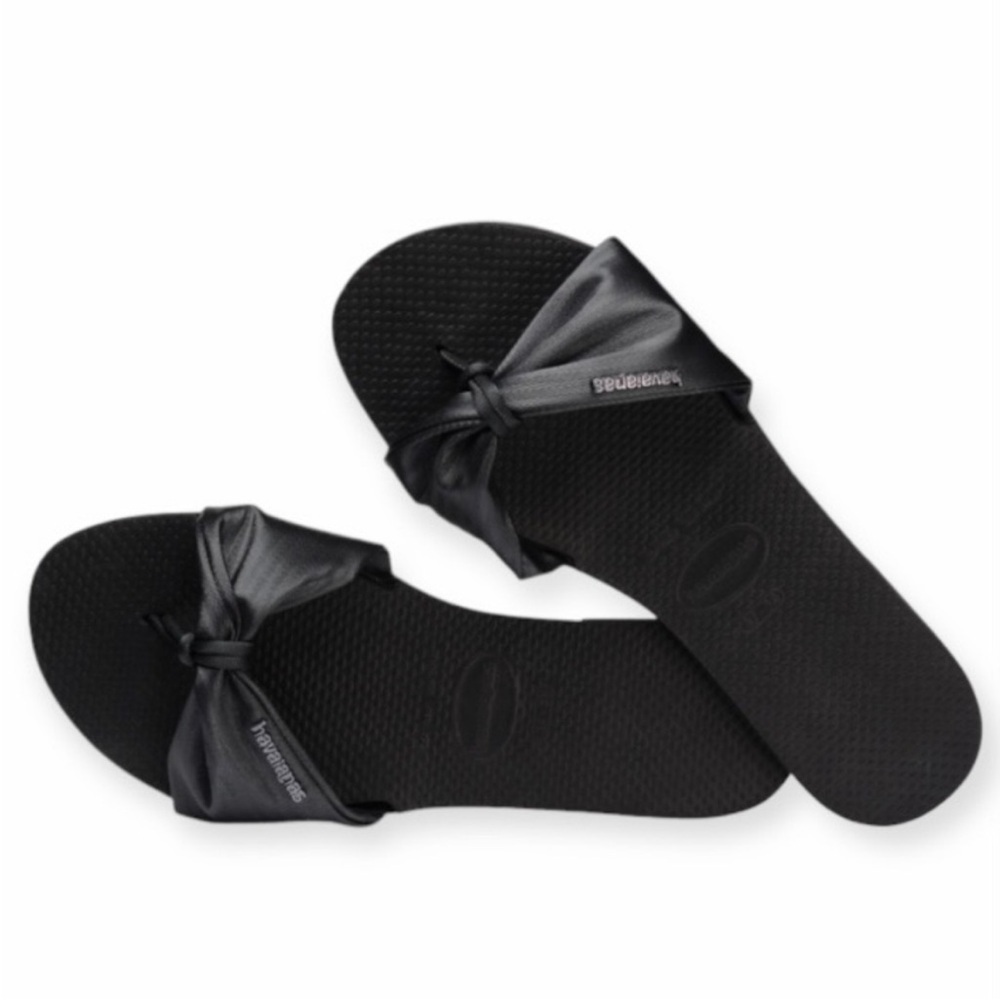 Havaianas Women’s St. Tropez YOU Lush Flip Flops 
New Graphite Black Satin 7/8